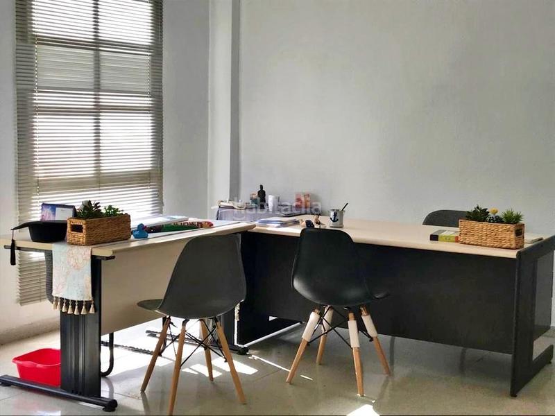 Foto 9459382d-cb8c-43d4-8701-3860a8dd0682. Alquiler oficina entresuelo comercial en polígono de carrús en Elche / Elx