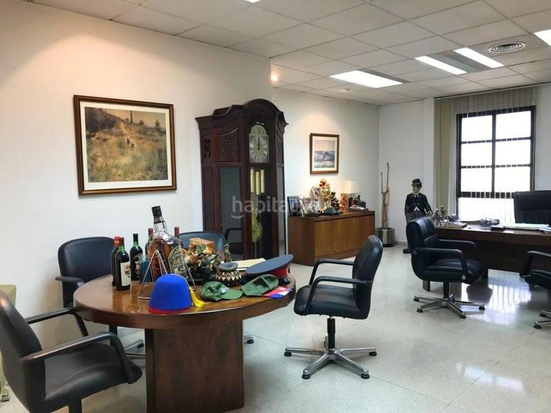 Foto f4172de2-4182-4272-8722-631340e7c45f. Miete büro in El Toscar Elche / Elx