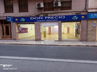 Location Local commercial à Pont Nou - Corazón de Jesús. Alquiler de local comercial en calle doctor caro