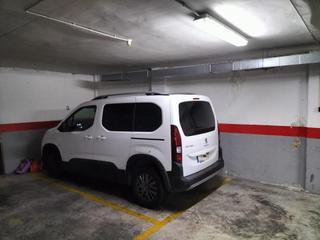 Parking coche  De velarde. Plaza de garaje en calle velarde