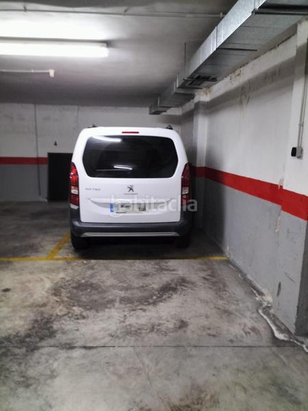 Foto e8126736-63ec-4864-b95b-82f36c9b21bd. Parking voiture dans Centro Elche / Elx