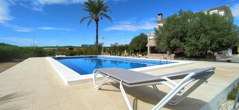 Foto 9318ab3b-730e-4b26-a478-5a0a81ff3bda. Xalet amb aparcament piscina a Jubalcoi Elche / Elx