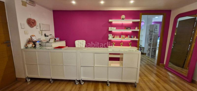 Foto 27070ca1-96c7-41fb-ad3b-8c3af6ee9bfa. Traspaso oficina traspaso gabinete estetica en Reina Victoria - Miguel Hernández Elche / Elx