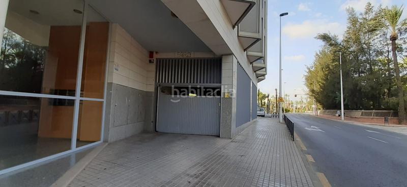 Foto 4125f863-4bcd-456c-b09c-8b360f0ee52c. Parking voiture dans Centro Elche / Elx