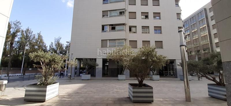 Foto ec79e4bf-ef74-4f5f-aaa7-37cacc27dfc8. Parking voiture dans Centro Elche / Elx
