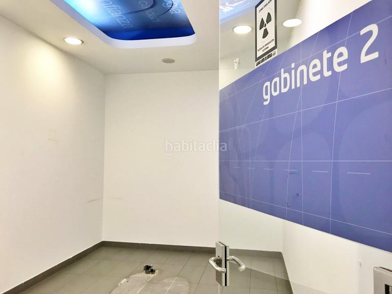 Foto 9bb9945e-ef1d-4f7d-8c14-8c6ae7571968. Lloguer local comercial a calle ruperto chapi 43 a Elche / Elx