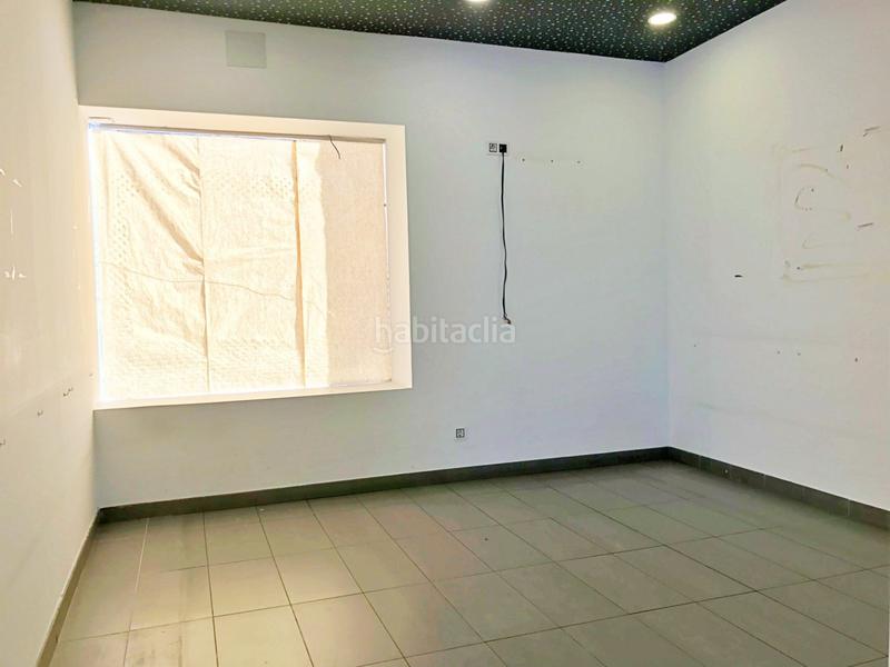 Foto a9e6a217-797f-4224-9e19-5d83985ab9f2. Lloguer local comercial a calle ruperto chapi 43 a Elche / Elx