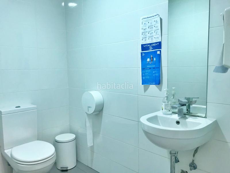 Foto ad835e9d-a32b-490f-8fc5-a49a004dedf4. Rent business premise in calle ruperto chapi 43 in Elche / Elx