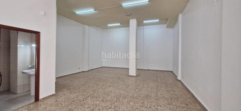 Foto 98677dcb-7070-4da0-80bb-c79ab8a42271. Location local commercial dans Sector V Elche / Elx