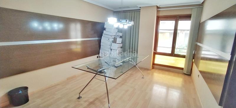 Foto 00f1cd9d-f09e-4904-b2c5-7ce069bc2a9c. Flat in calle hospital 30 in Centro Elche / Elx