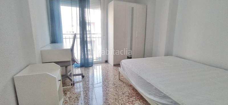 Foto 66738294-80f9-48c6-9df5-3cde0eaf4a4e. Alquiler piso alquiler piso para estudiantes en Plaza Crevillente - Antiguos Juzgados - El Asilo Elche / Elx