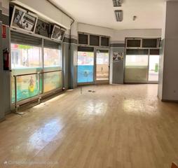 Local Comercial a Pont Nou - Corazón de Jesús. Oportunidad inversores amplio local en el centro de elche con po