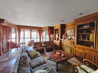 Etagenwohnung  Calle calle kurssal, 2 2. Piso en elche glorietacentro