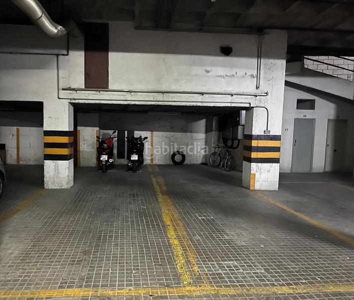 Foto 10bdf4e0-832a-4e4d-ad35-3bd02bd3e11c. Piso en calle calle kurssal piso en elche glorietaCentro en Elche / Elx