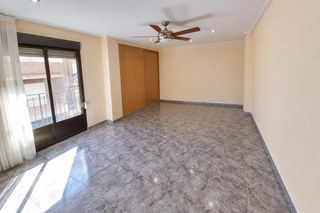Flat in El Toscar. Piso en venta zona avenida de novelda