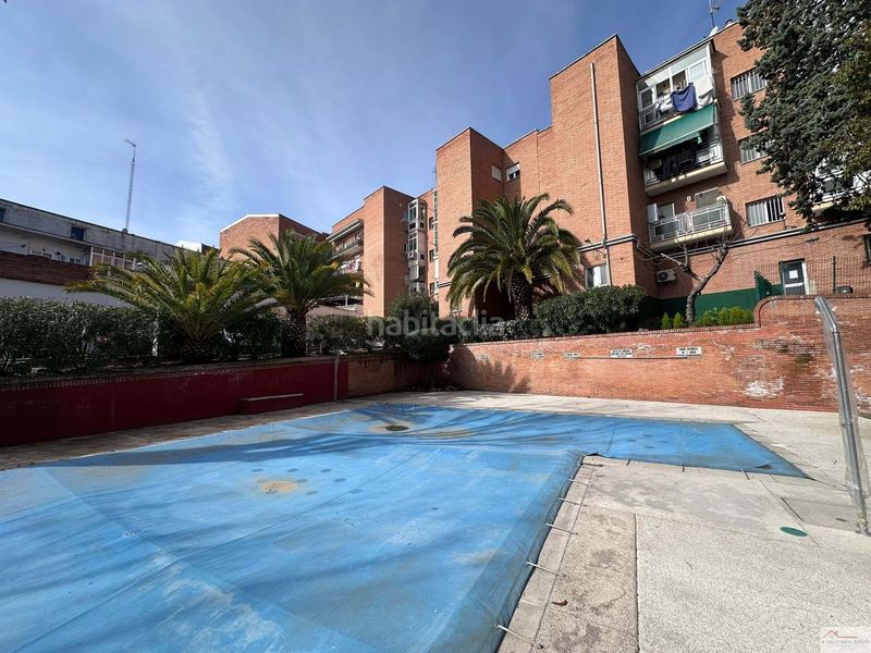 Foto 0f660396-adff-4629-a9b0-23755c1d2394. Pis amb piscina a Buena Vista Madrid
