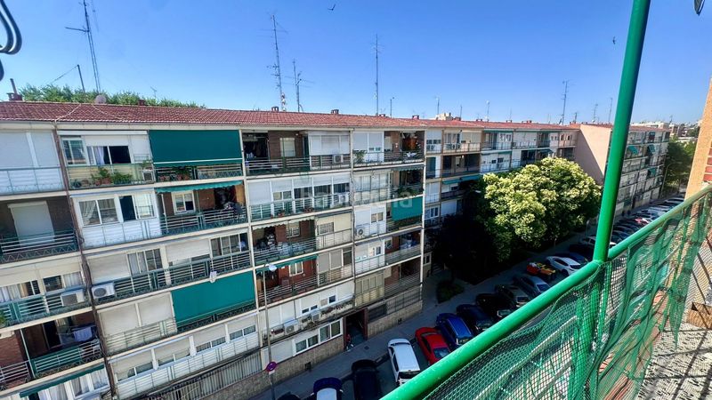 Foto fb68e4f9-67b7-467c-9dc9-6fce0e366031. Apartament amb calefacció a Lucero Madrid