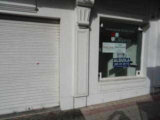 Affitto Locale commerciale in Centro