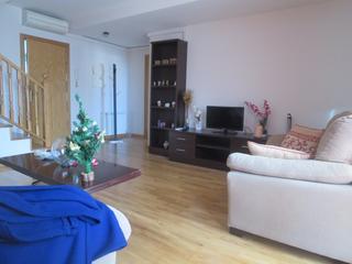 Appartement en Estacin-Cruz Roja. Piso duplex muy nuevo garaje y trastero y ascensor