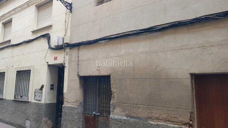 Foto f8f321a4-09a0-4c1a-b598-cb934ba2891f. Casa  para derribar y consturir pisos al lado del ayuntamiento en Illescas