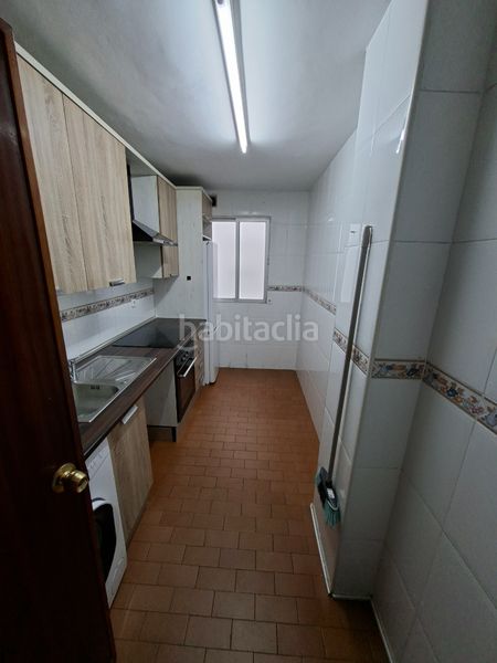 Foto ee671643-b8a5-40d8-8cad-d39cff79772f. Pis amb calefacció aparcament a La Cañadilla Rozas de Madrid (Las)