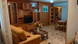 Appartement  Calle milán. Piso amplio de 2 dormitorios