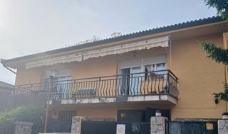 Chalet  Calle de las lamas 11. Independiente en el centro de alpedrete