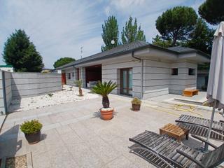 Doppelhaus in Dehesa-El Soto. Consulting 2001 vende **exclusivo chalet en venta en colonia el