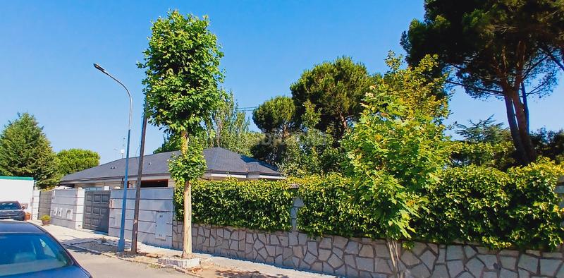 Foto ca2b18bb-fc9b-4ab0-9745-af8b92b72ad6. Chalet in calle de la granja 14 in Dehesa-El Soto Collado Villalba