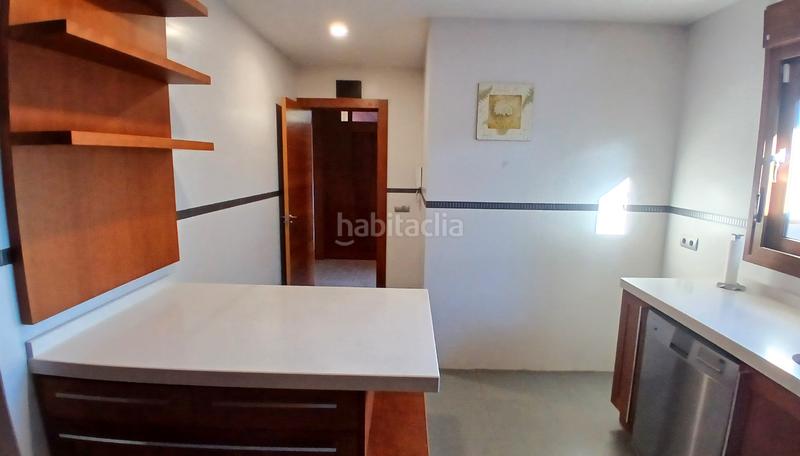 Foto 52cbad03-f02b-4952-ab80-62e1713f54ab. Towny house in calle sierra cazorla 6 in Dehesa-El Soto Collado Villalba