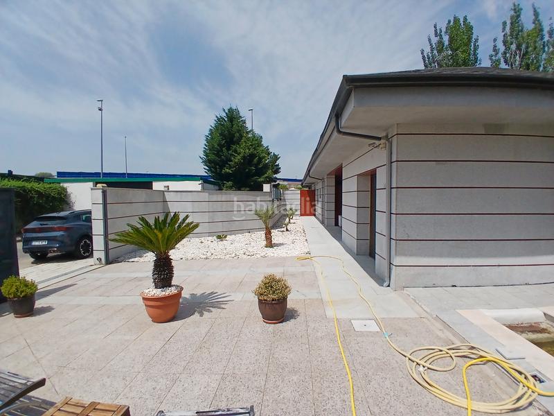 Foto aa046fc2-ce12-4b7d-ba0d-9d30bef8c1d4. Towny house in calle sierra cazorla 6 in Dehesa-El Soto Collado Villalba