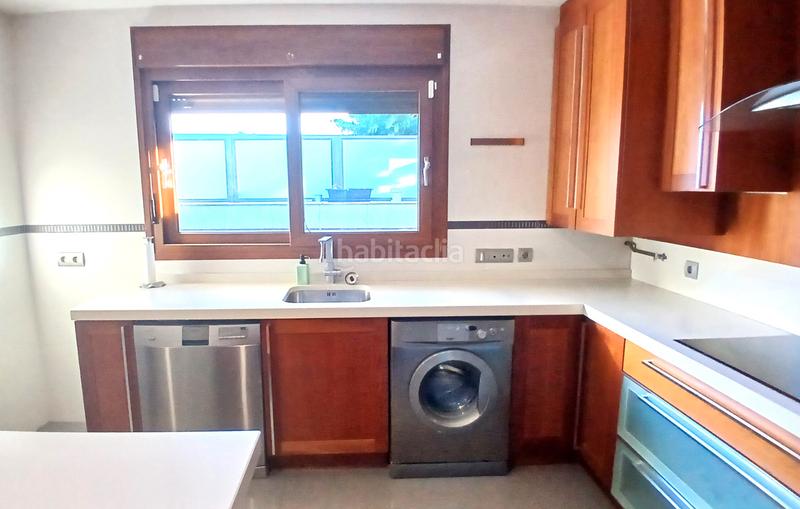 Foto ac5babbc-bdd4-4383-b53d-a9f2ceb9ee04. Towny house in calle sierra cazorla 6 in Dehesa-El Soto Collado Villalba