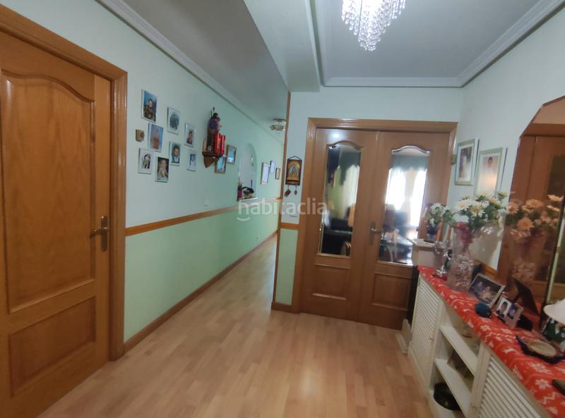 Foto 9262d3df-4c46-4b70-a93d-3baf579df5e7. Pis amb calefacció aparcament piscina a Veredillas Torrejón de Ardoz