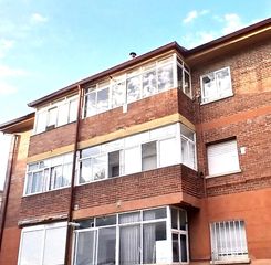 Pis  Calle los luceros. Se vende piso para entrar a vivir junto calle honorio lozano