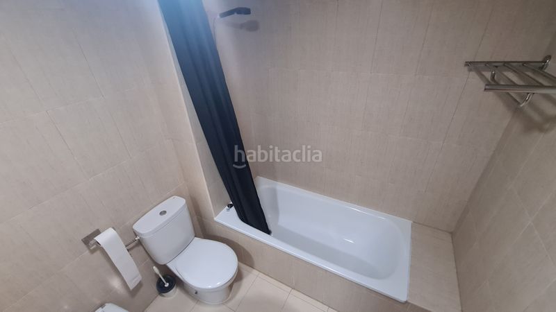Foto a3a02afc-6676-4f66-8ad2-5c5c3f0c727f. Lloguer casa aparellada amb calefacció aparcament a Alcalá de Henares