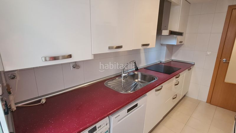 Foto d2251bdf-8d51-4856-91a4-b6e097efc6e2. Lloguer casa aparellada amb calefacció aparcament a Alcalá de Henares