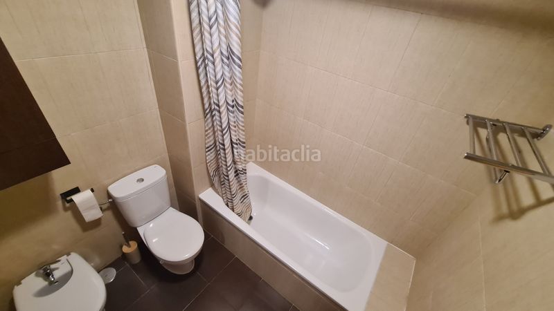 Foto f13a91b6-555f-4754-841b-47b5f000422f. Lloguer casa aparellada amb calefacció aparcament a Alcalá de Henares