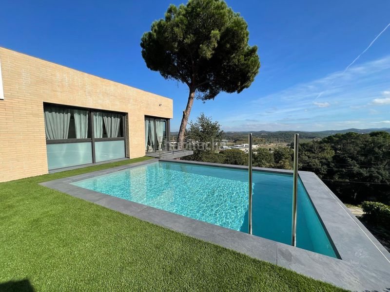 Foto 8b551afb-414c-4fc5-bf99-31180c4358b2. Casa amb calefacció piscina a Fogars de la Selva