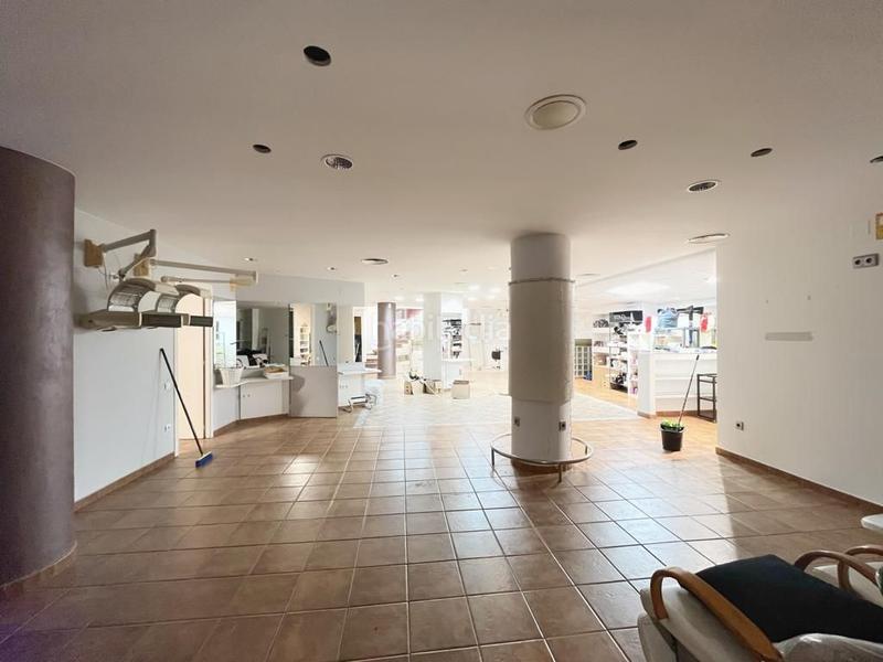 Foto b9bd5344-6aea-464f-b0ce-c8d766f887aa. Geschäftsraum in Torrent d'en Pere Parres Terrassa