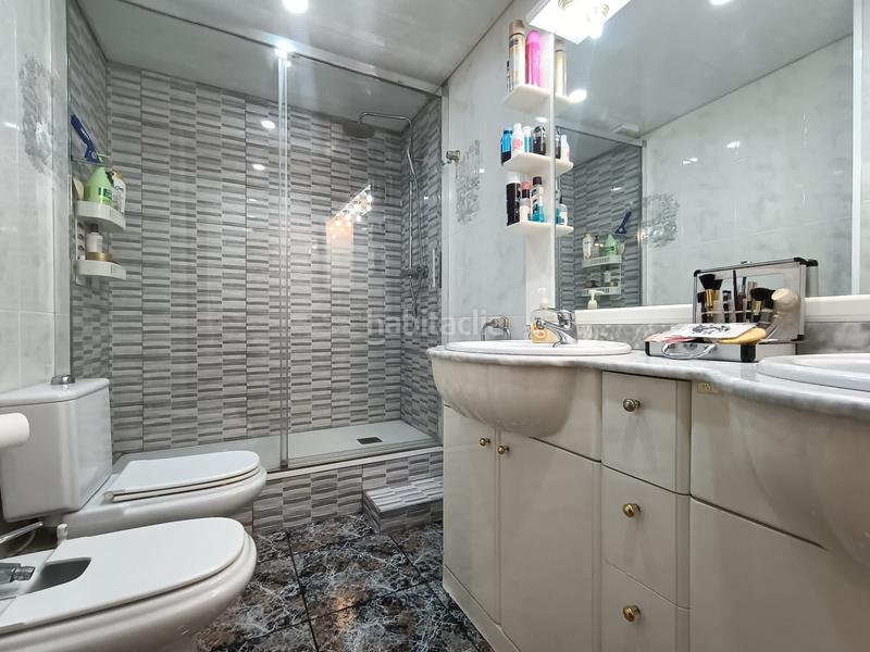 Foto 4a99adcc-6bd4-40f0-9fb9-cb7a36ced101. Appartamento con riscaldamento in Ca n'Anglada Terrassa