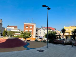 Lloguer Local Comercial  Carrer ponent. , el teu nou despatx,