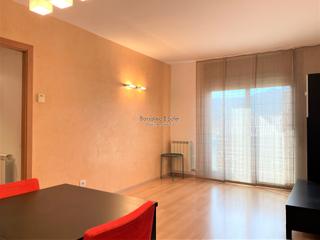 Location Appartement  Carrer negociant. Molt lluminós!