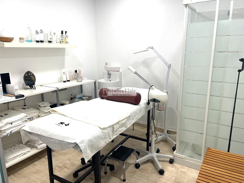 Foto 75f0e1ef-7713-4e1b-89ab-5030a6c785c9. Traspaso local comercial el negocio de tus sueños! en Franqueses del Vallès (Les)