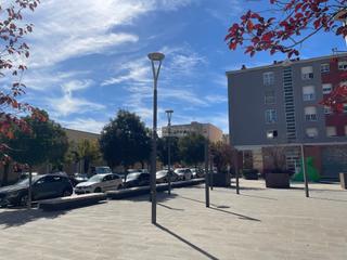 Pis  Carrer doctor ferran. Centro - para entrar a vivir, muy luminoso!