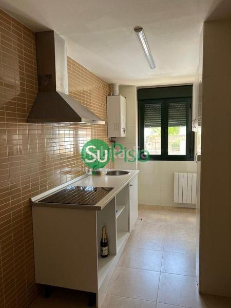 Foto 986127a1-84b0-48e8-84a0-e591edb1d539. Piso en n/a 9 ¡ viviendas nuevas en el centro del pueblo ! en Yeles