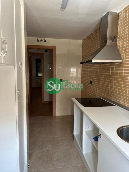 Foto a5ce9327-e116-4a06-bcc1-34ac43b3bf96. Piso en n/a 9 ¡ viviendas nuevas en el centro del pueblo ! en Yeles