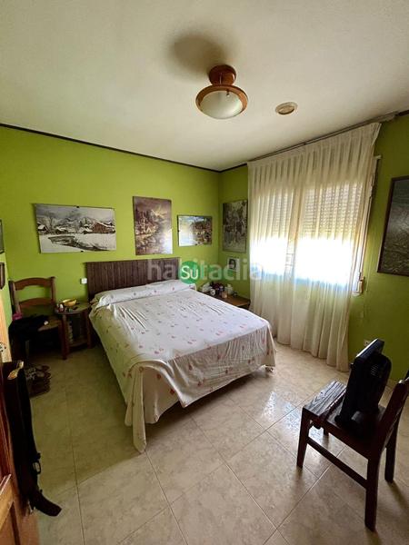 Foto bcd132de-fc2f-4d25-9cd4-cadab6a7ad92. Casa adossada a n/a a Centro Illescas