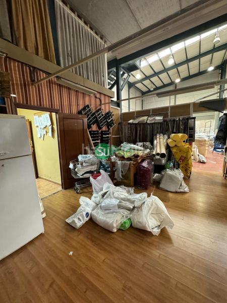 Foto 56ffa063-3683-4062-9cb4-43cbe49fff17. Bâtiment à usage industriel dans n/a dans Estación-Cruz Roja Illescas