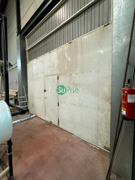 Foto 95031d9b-ac2c-4468-96c6-dc171953ac78. Bâtiment à usage industriel dans n/a dans Estación-Cruz Roja Illescas