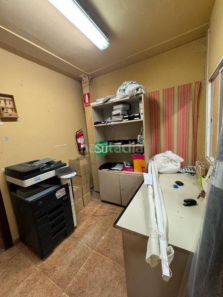 Foto 99bf1899-5186-48b4-bc61-6ff984642b3d. Bâtiment à usage industriel dans n/a dans Estación-Cruz Roja Illescas